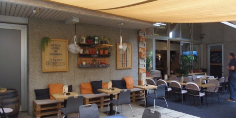 Caffe Bar, 56 m2, Martinovka-1