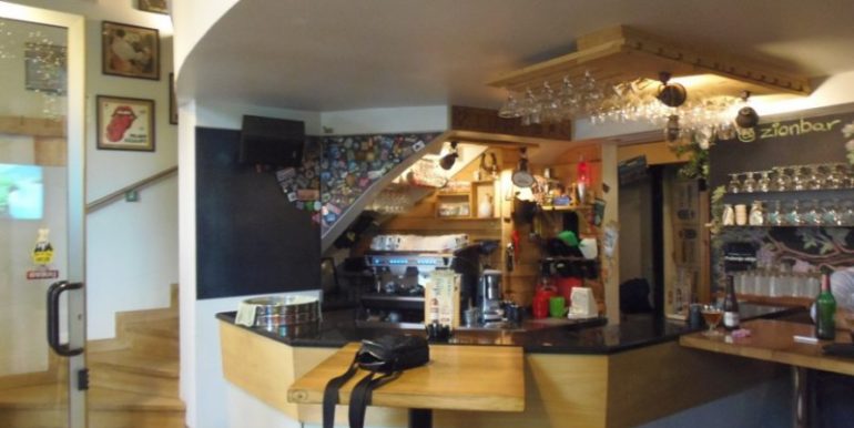 Caffe Bar, 56 m2, Martinovka-2